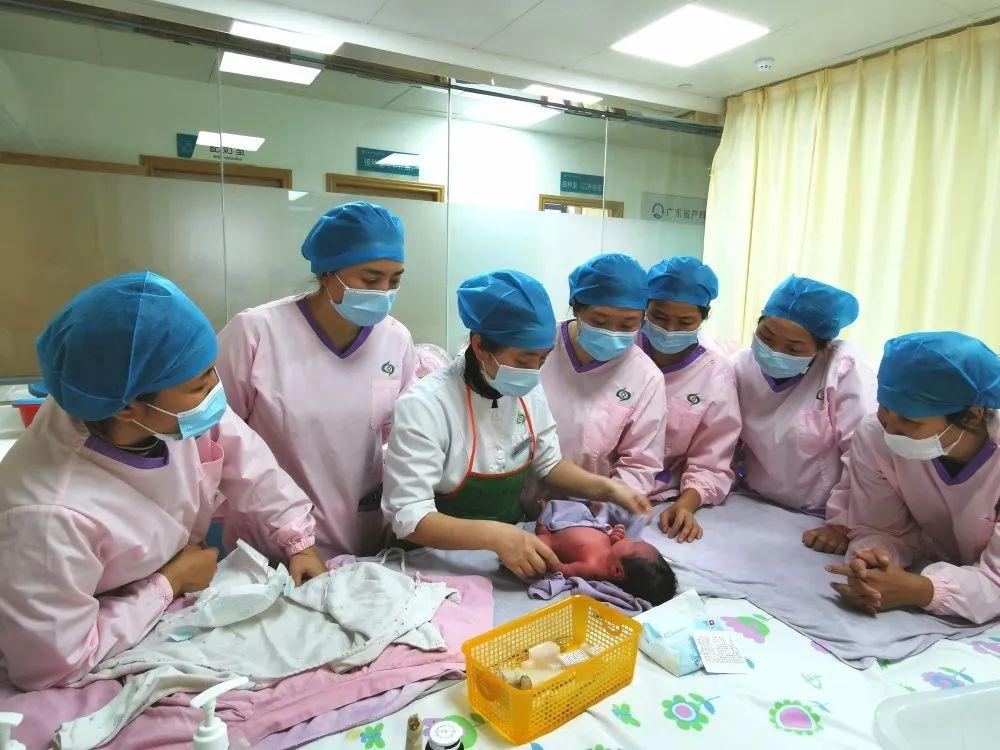 靖州妇婴监护型护送
